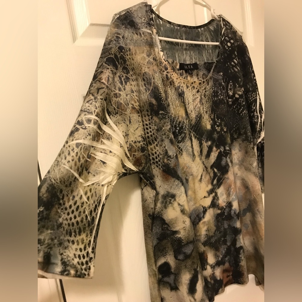 B.L.E.U long sleeves tye dye top